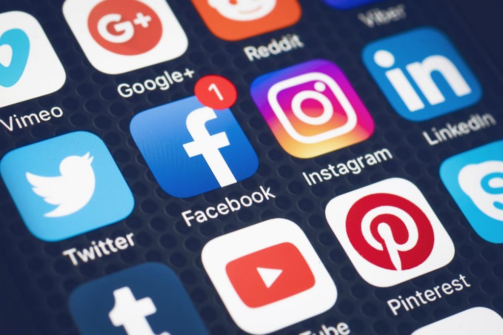 Ikon-ikon Social Media